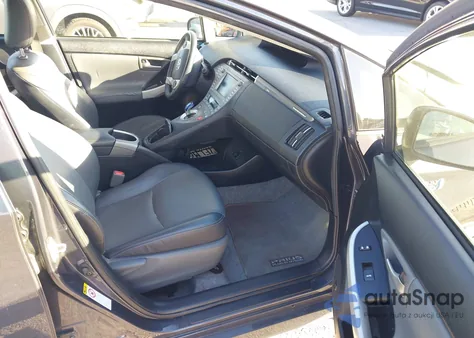 2014 Toyota Prius Plug-In Advanced from USA, damaged, VIN JTDKN3DP2E3061519